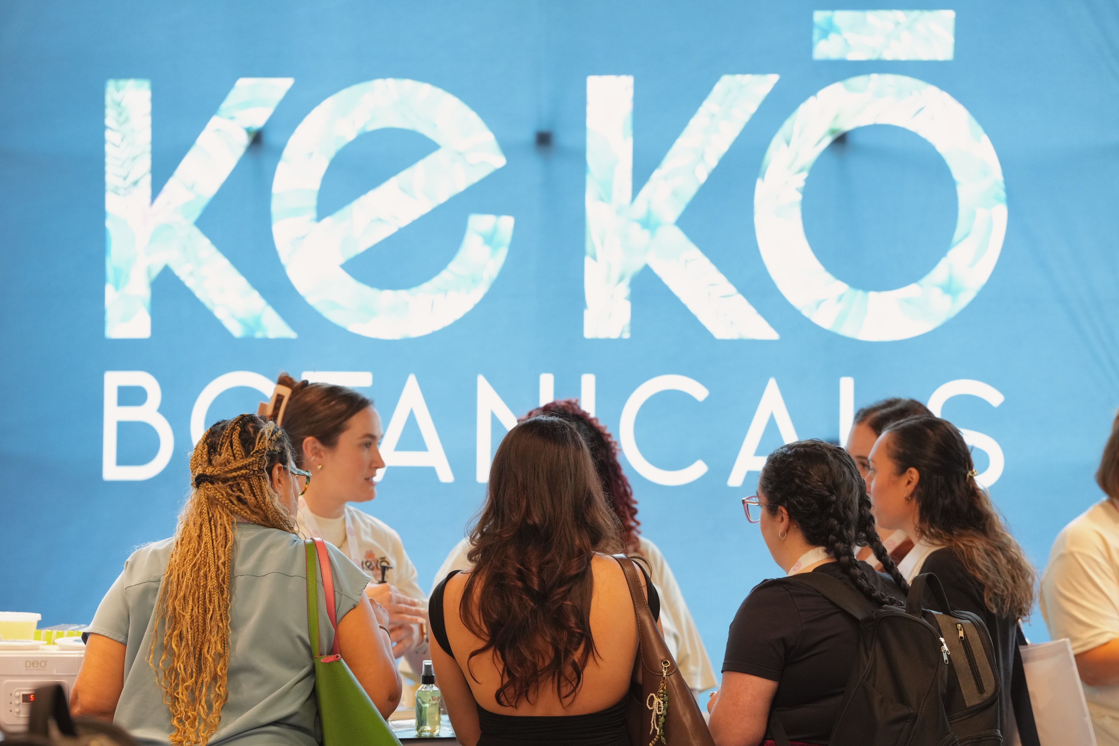 Ke Kō Botanicals vendor booth at Sugar Con 2026